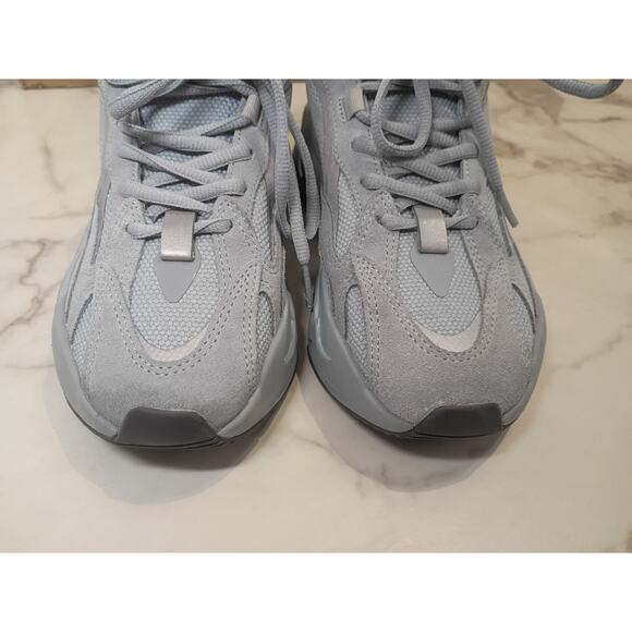 adidas Yeezy 700 V2 Hospital blue size 5 mens used main image 13